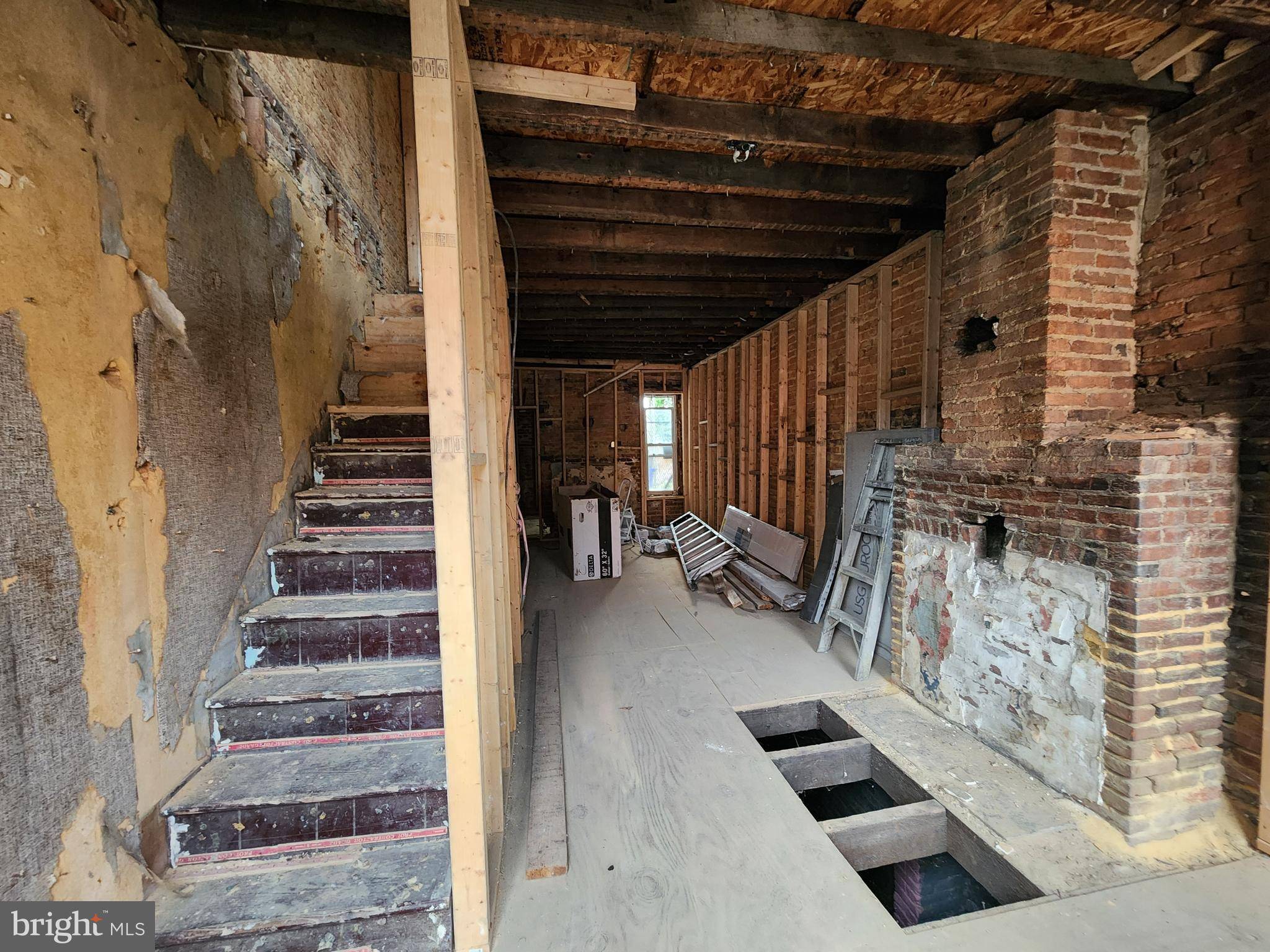 Baltimore, MD 21213,1417 E PRESTON ST