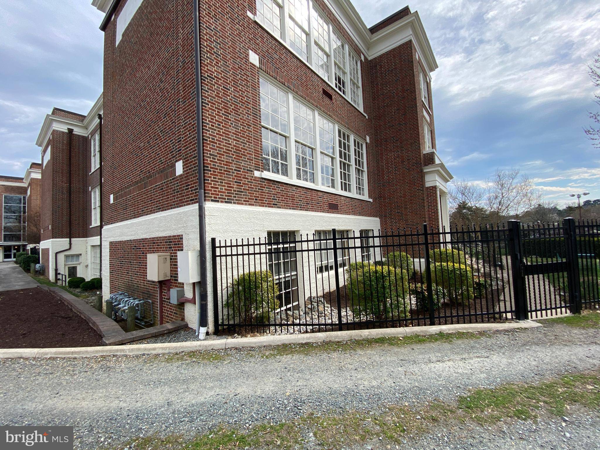 Fredericksburg, VA 22401,900 BARTON ST #102