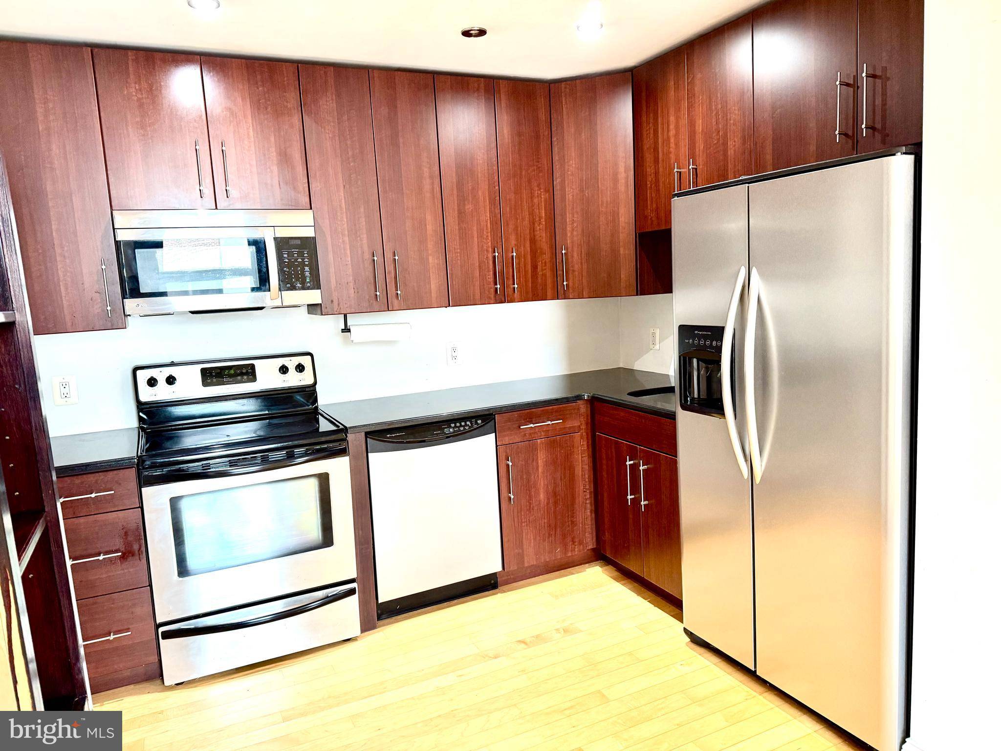 Philadelphia, PA 19146,1100 S BROAD ST #502C