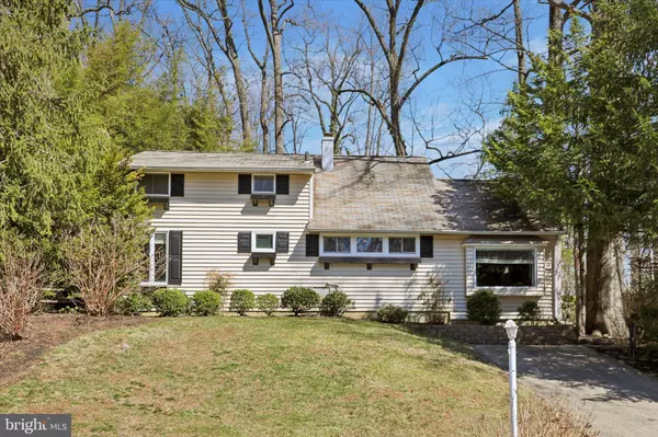 13 DEVONWOOD RD, Wayne, PA 19087