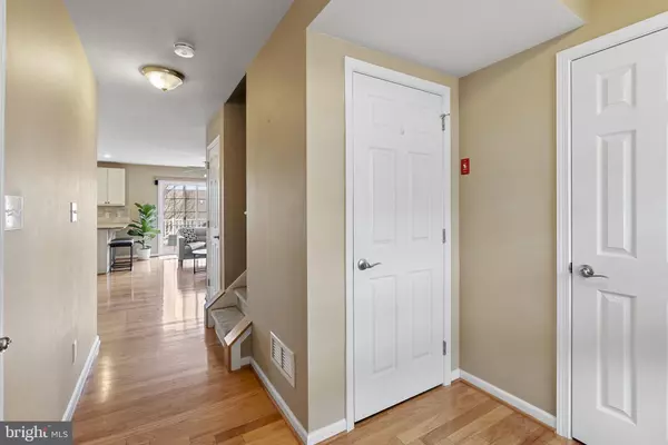 Downingtown, PA 19335,2749 SHELBURNE RD #242W