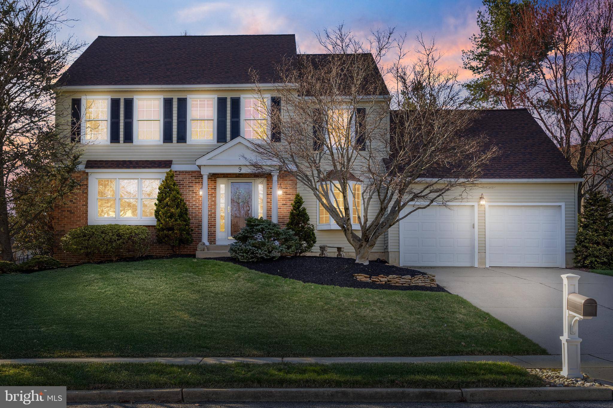 9 COUNTRY SQUIRE LN, Marlton, NJ 08053