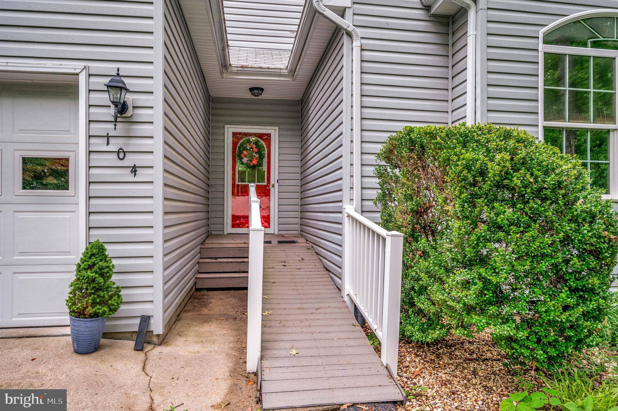 Locust Grove, VA 22508,104 BIRCH CT