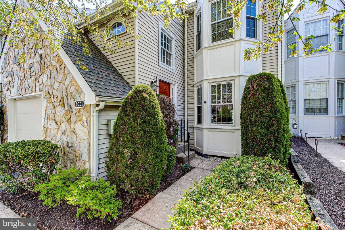 Doylestown, PA 18901,8002 BIRDIE LN