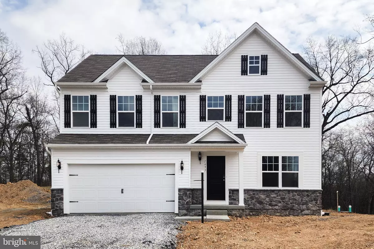 Chambersburg, PA 17201,1693 FALCON LANE