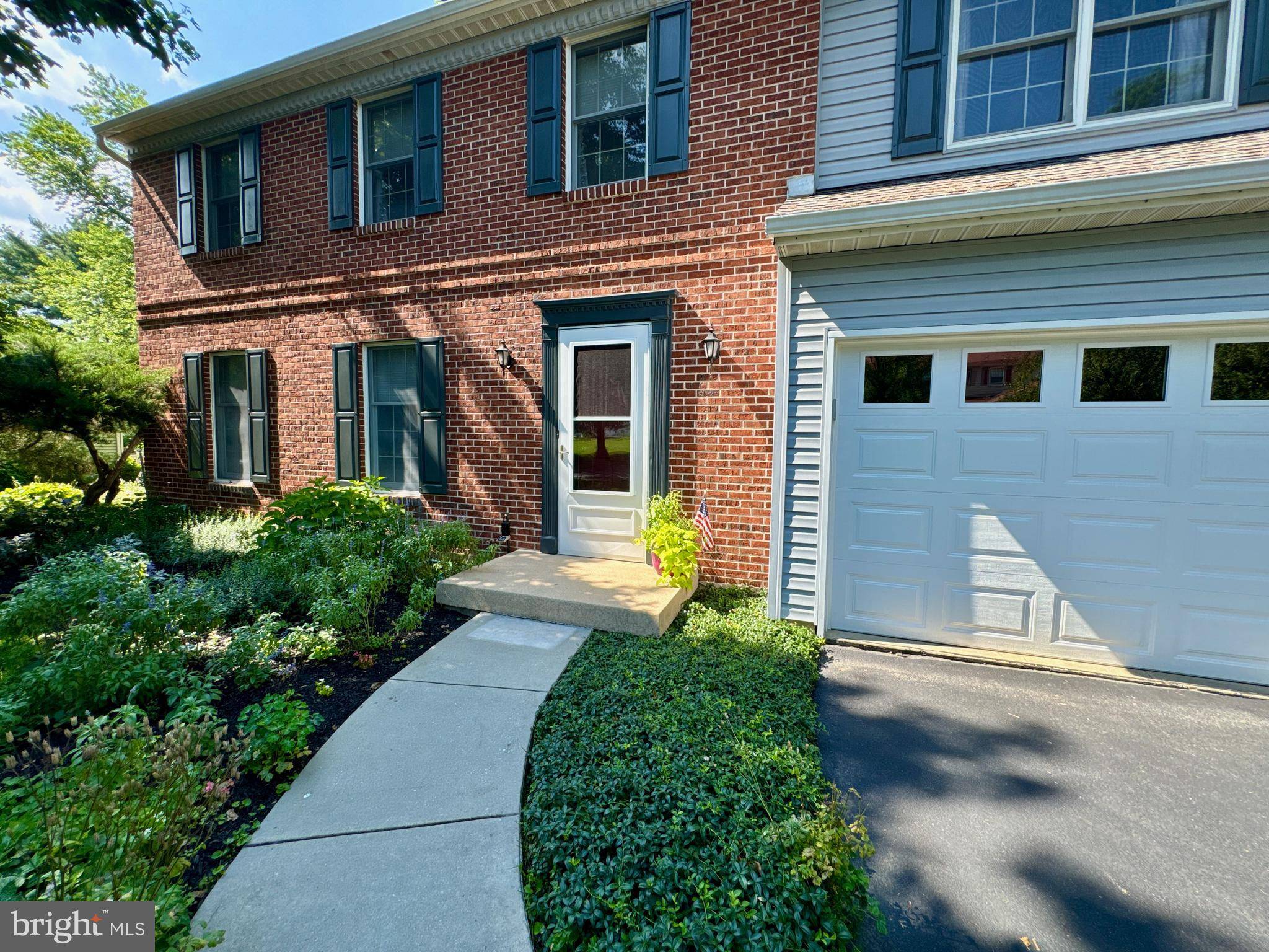 York, PA 17402,4135 CAMBERLAY DR