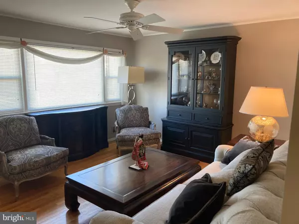 Brick, NJ 08723,60 EDWARDS