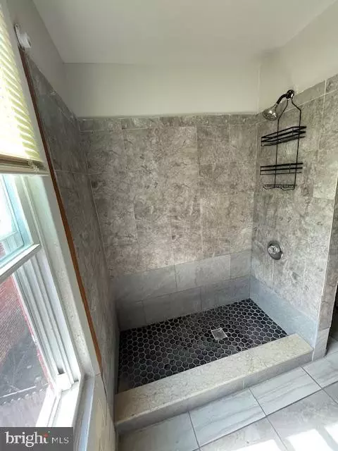 Philadelphia, PA 19133,2547 N REESE ST