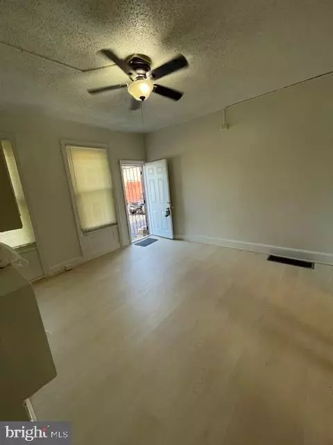 Philadelphia, PA 19133,2547 N REESE ST