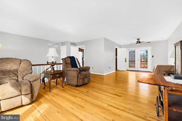 Crofton, MD 21114,1518 FARLOW AVE