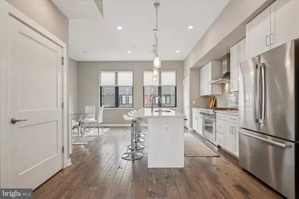 Philadelphia, PA 19127,4584 RIVERSIDE WAY