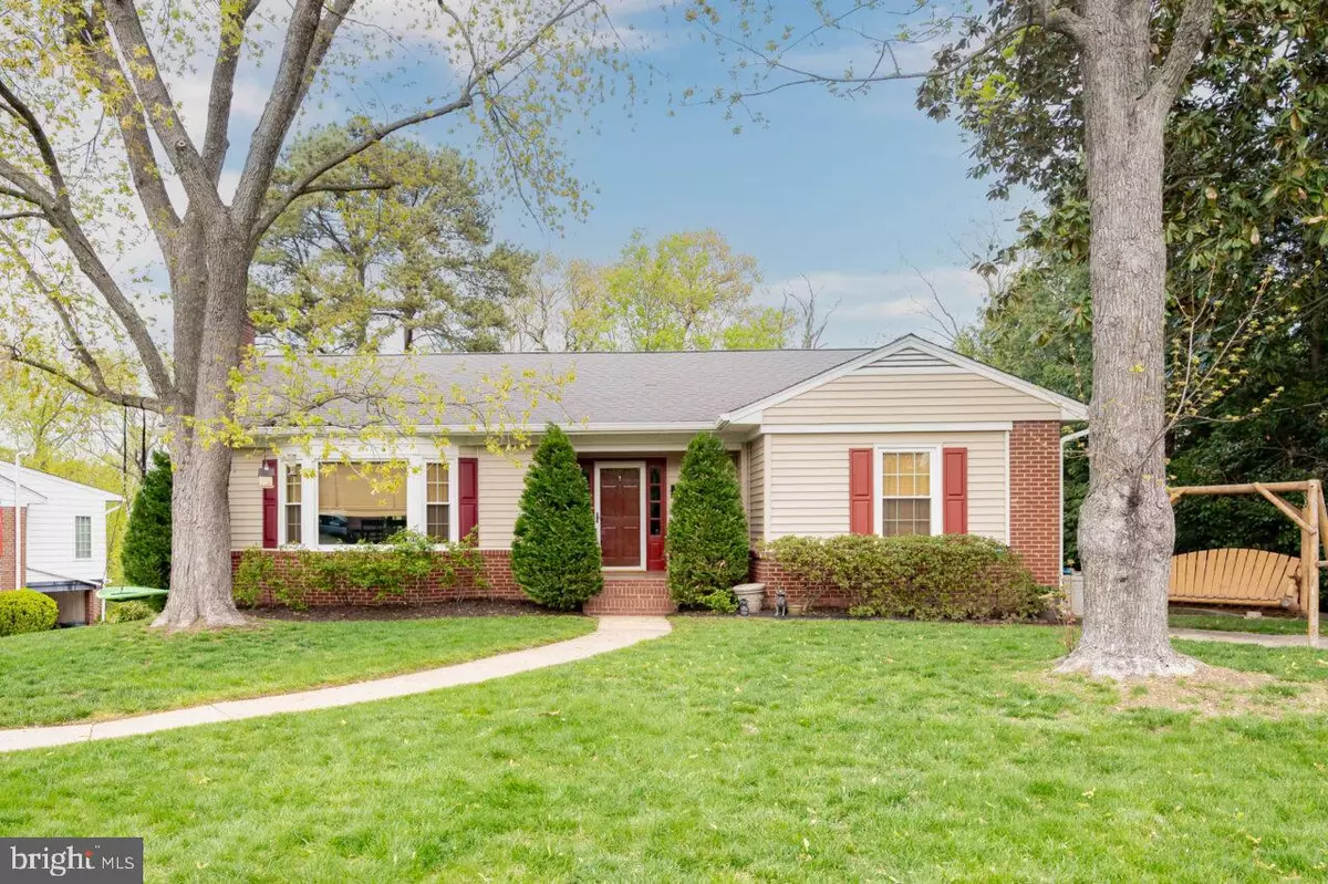 Alexandria, VA 22307,7205 BURTONWOOD DR
