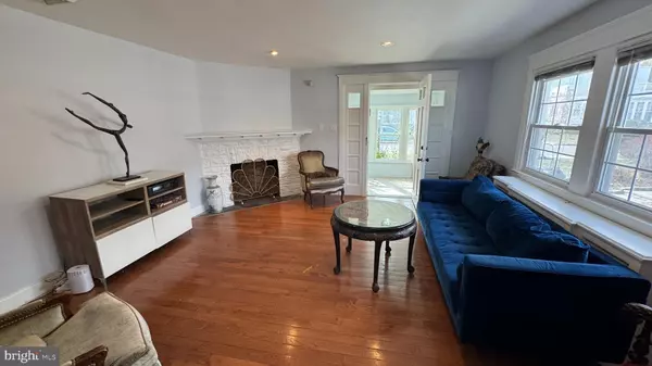 Bala Cynwyd, PA 19004,425 TREGARON RD
