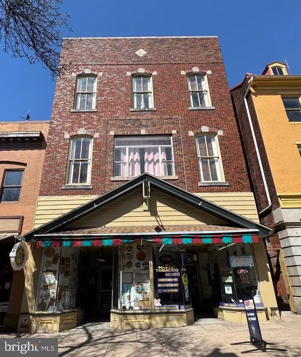 49-51 W MARKET ST, York, PA 17401