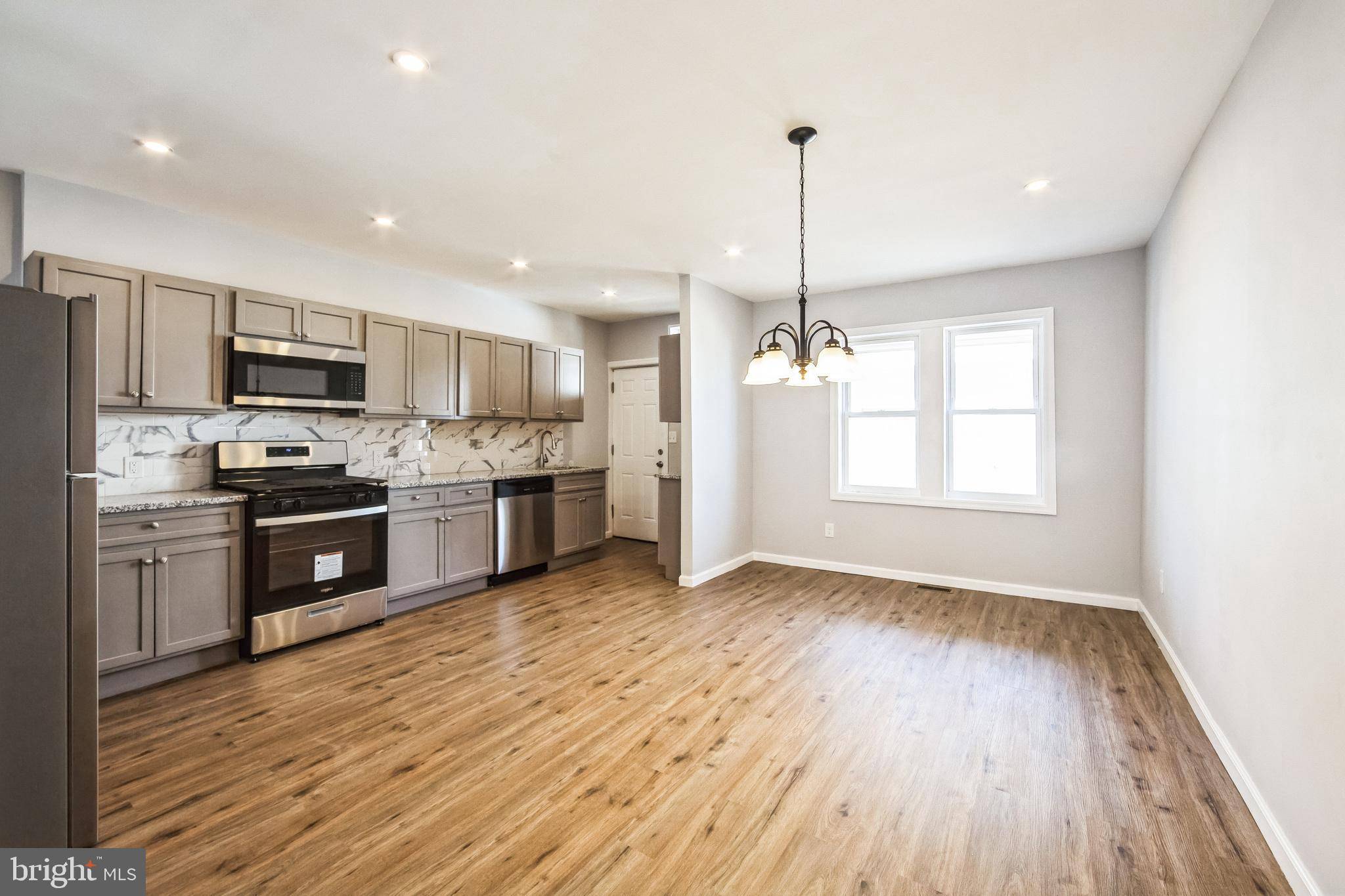 Pennsauken, NJ 08110,2206 HOLLINSHED AVE
