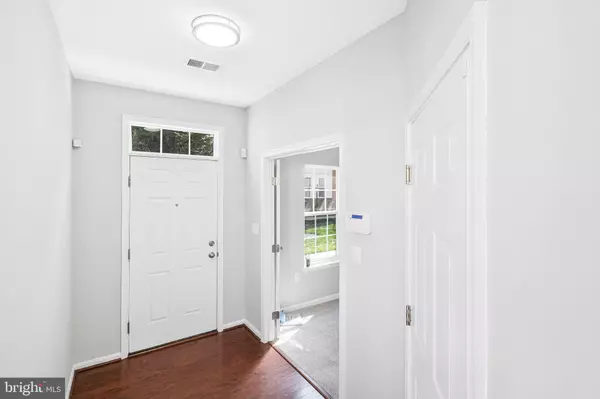 Suitland, MD 20746,5601 HARTFIELD AVE