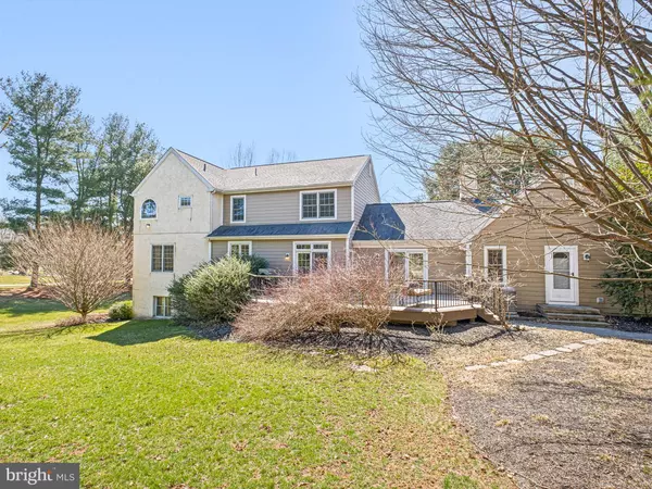 581 S CREEK RD West Chester, PA 19382