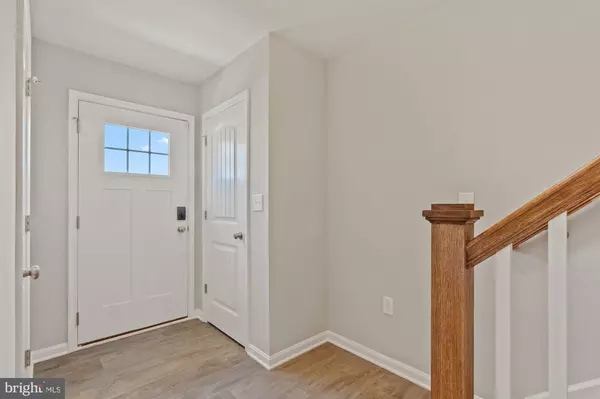 Red Lion, PA 17356,376 AVON DRIVE #283