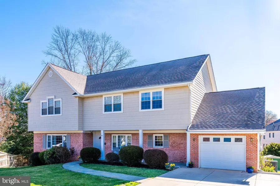 1811 LANSING CT, Mclean, VA 22101