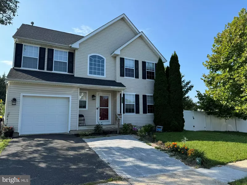 1034 FREEDOM CT, Quakertown, PA 18951