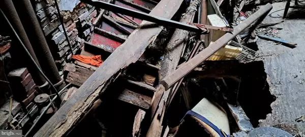 Camden, NJ 08103,323-1/2 KAIGHN AVE