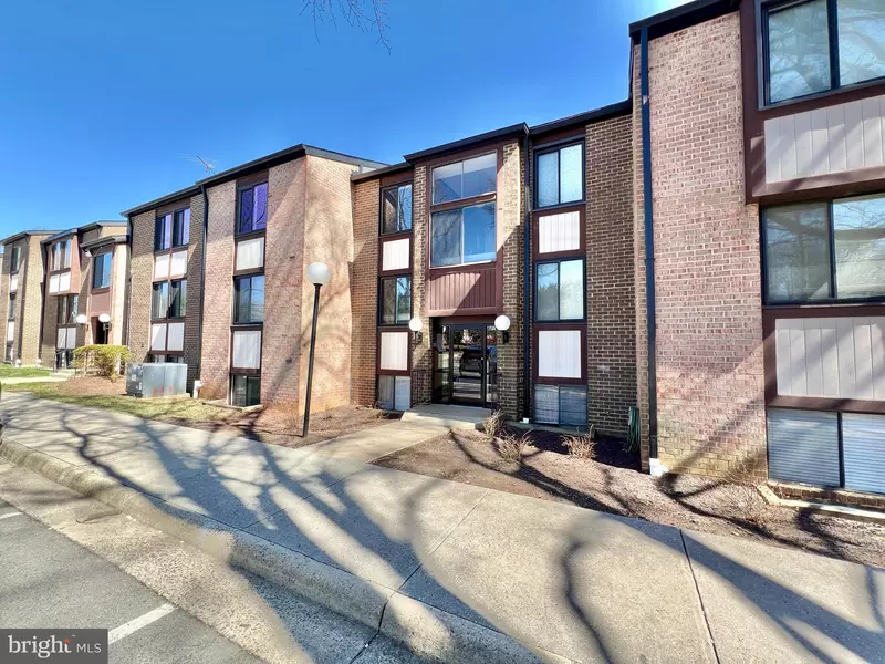 3117 BUCCANEER CT #1, Fairfax, VA 22031