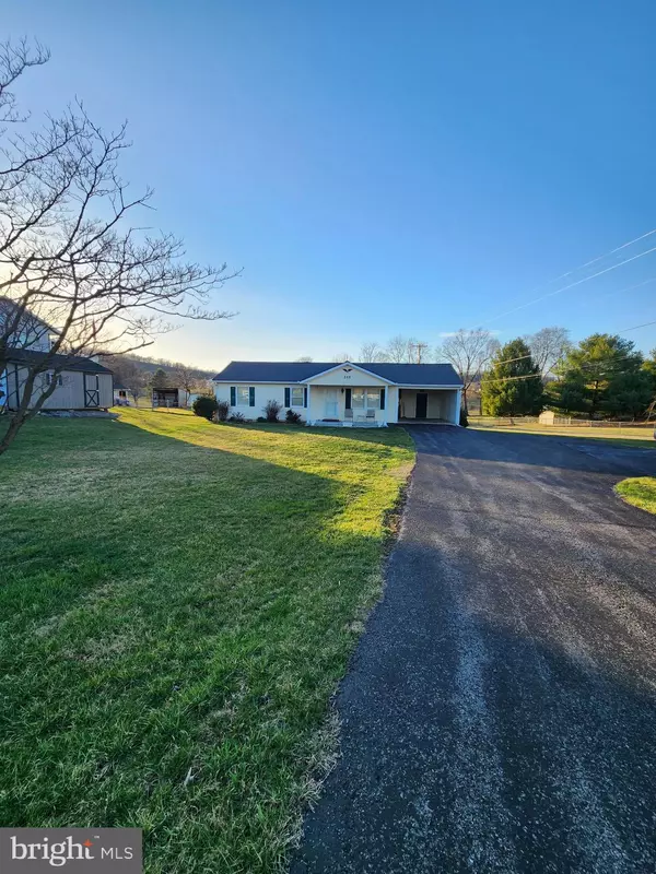 555 BEN SPECK RD, Hedgesville, WV 25427