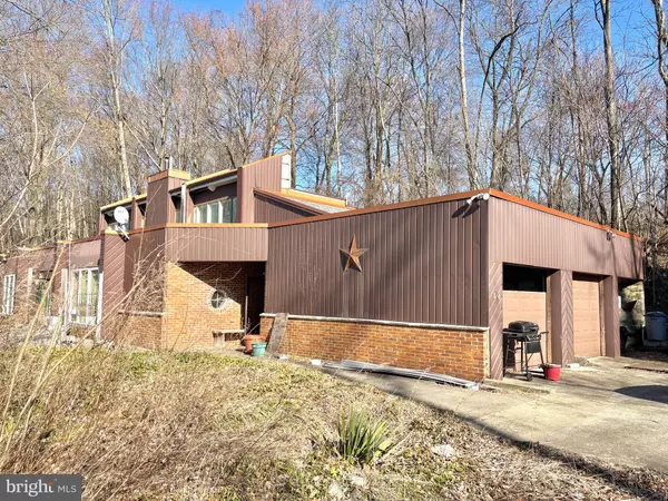549 FAIRVIEW AVE, Lewistown, PA 17044