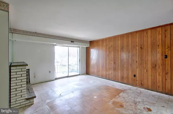 Beltsville, MD 20705,11364 CHERRY HILL RD #1S204