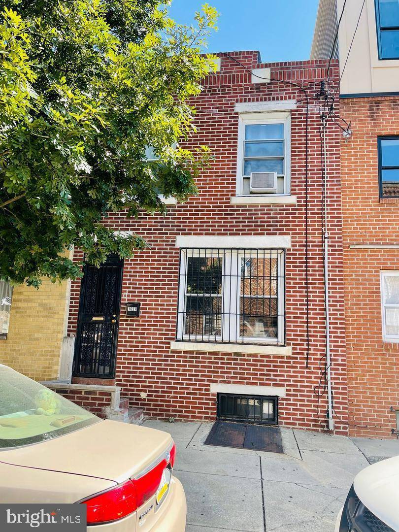 1627 S 9TH ST, Philadelphia, PA 19148