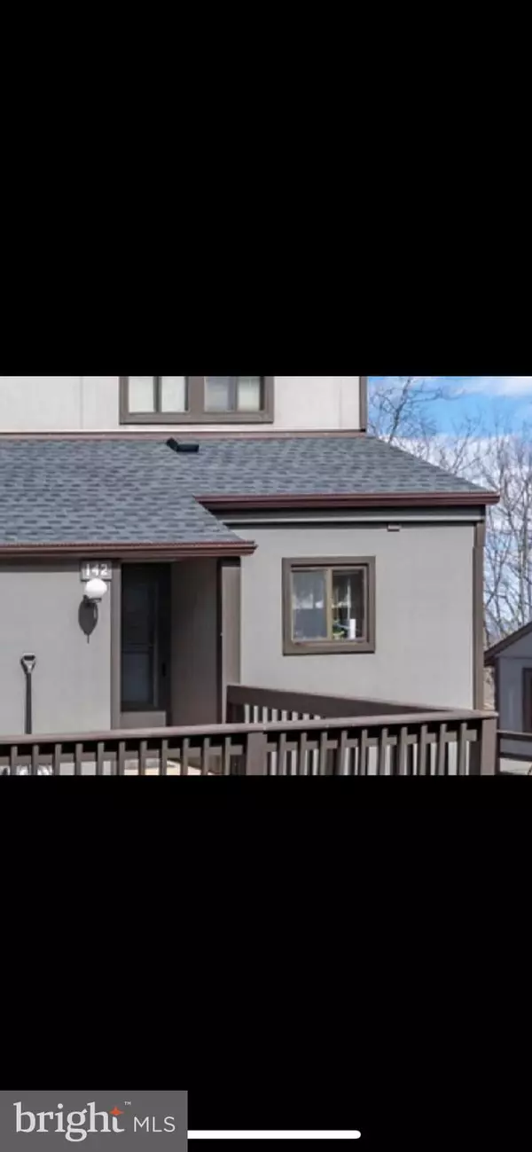 142 CROSS COUNTRY LN, Tannersville, PA 18372