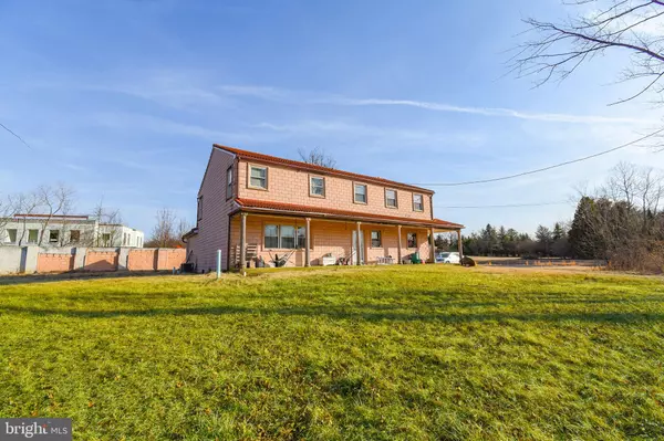 North Wales, PA 19454,87 CHESTNUT LN