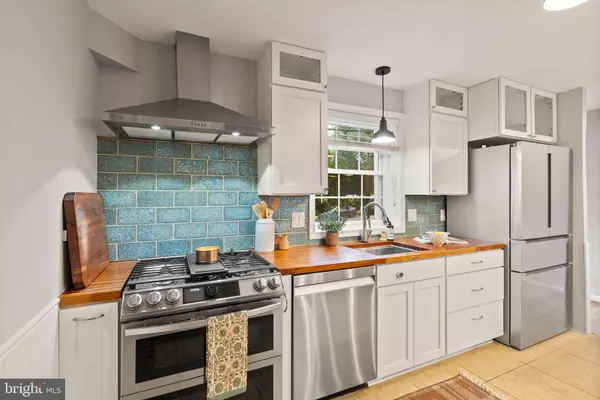 Alexandria, VA 22305,3010 LANDOVER ST