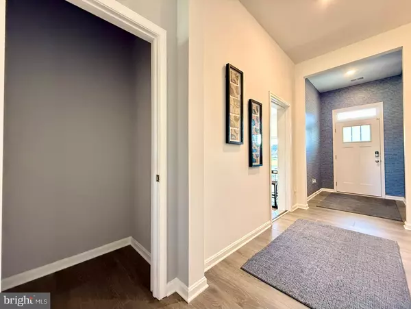 Millville, DE 19967,23458 BREAKING WAVES CT