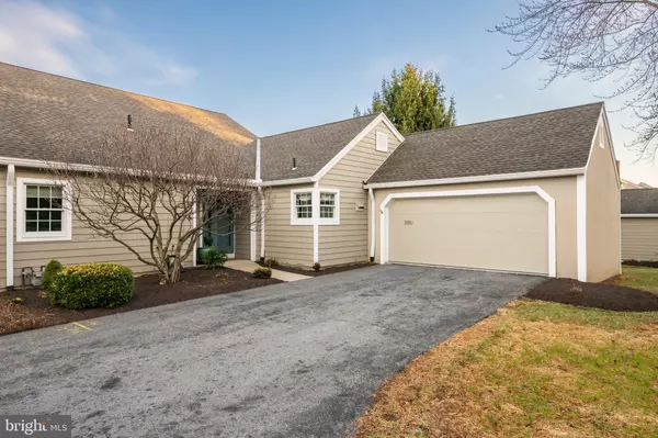 1946 MEADOW LN, Wyomissing, PA 19610