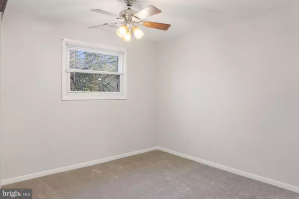 Cockeysville, MD 21030,5 WARREN LODGE CT #2-A