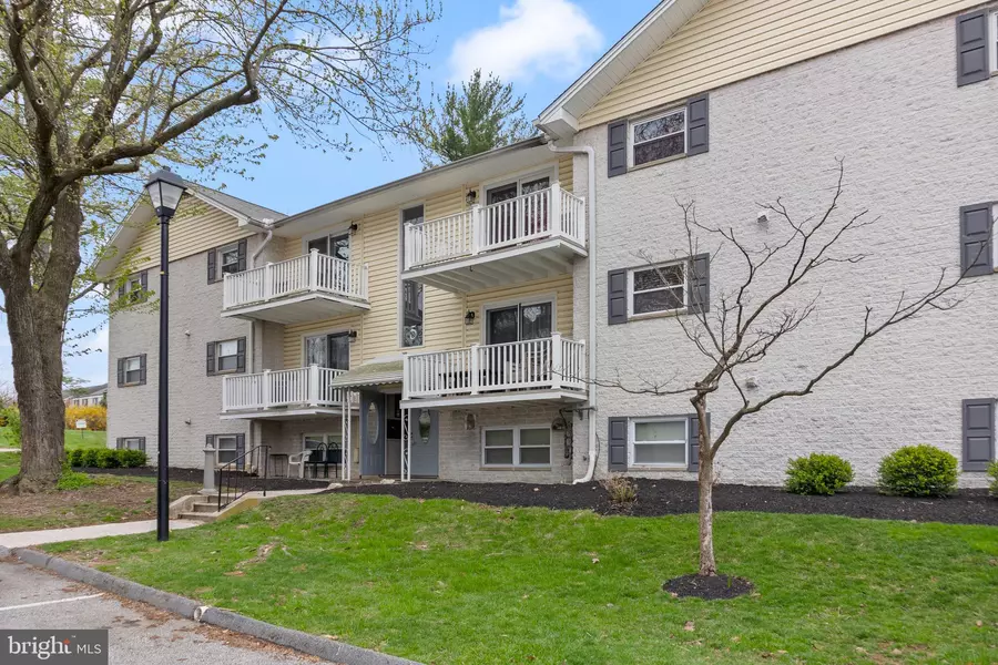 5 WARREN LODGE CT #2-A, Cockeysville, MD 21030