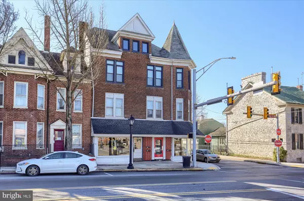 Shippensburg, PA 17257,100 E KING ST