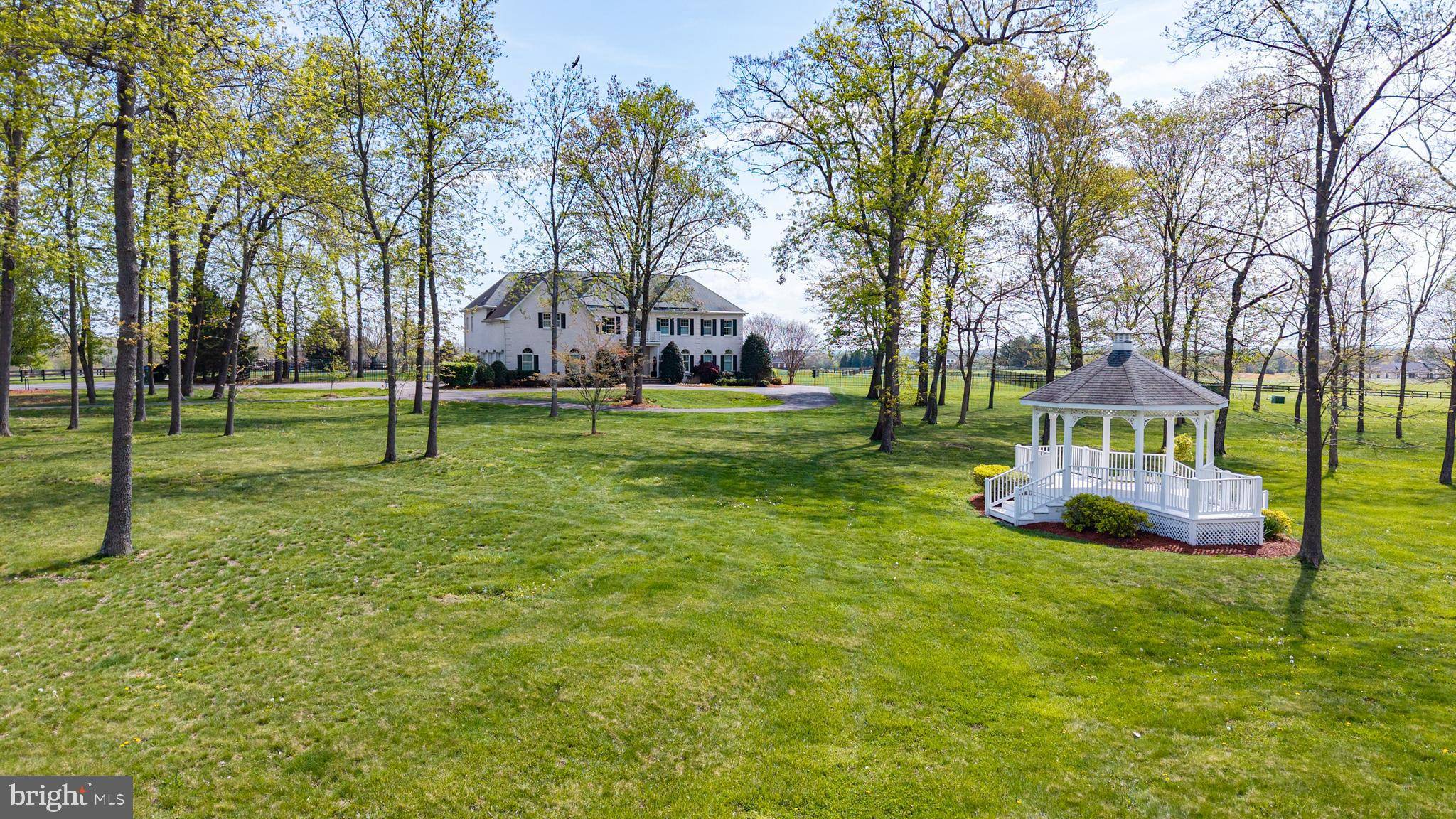 16182 HILLSBORO, Hillsboro, VA 20132