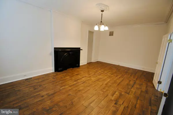 Burlington, NJ 08016,206 HIGH ST