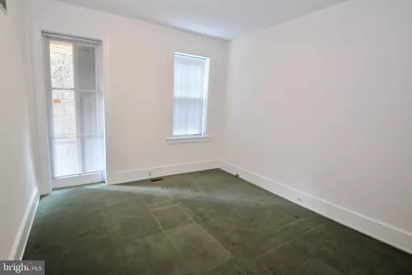 Burlington, NJ 08016,206 HIGH ST