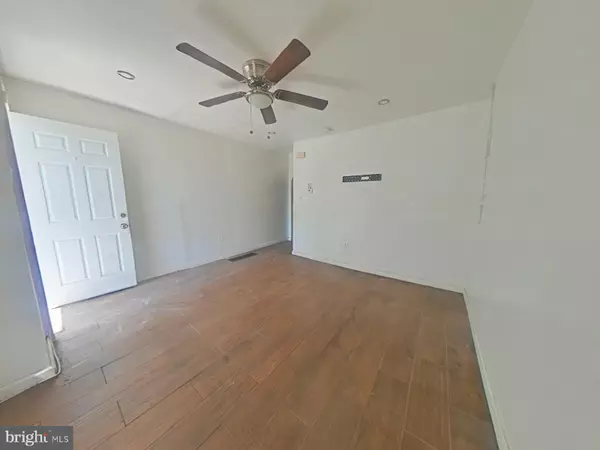 Philadelphia, PA 19144,63 W GARFIELD ST