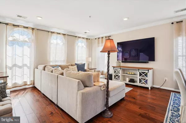 Gaithersburg, MD 20878,35-B GOLDEN ASH WAY #35B