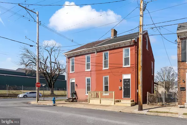 789 SOUTH 2ND STREET, Chambersburg, PA 17201