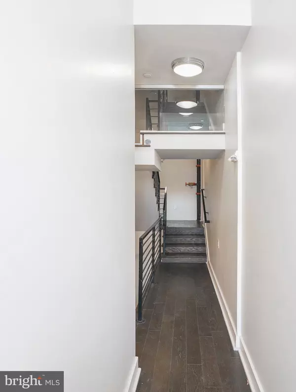 Washington, DC 20001,1012 HARVARD ST NW #8