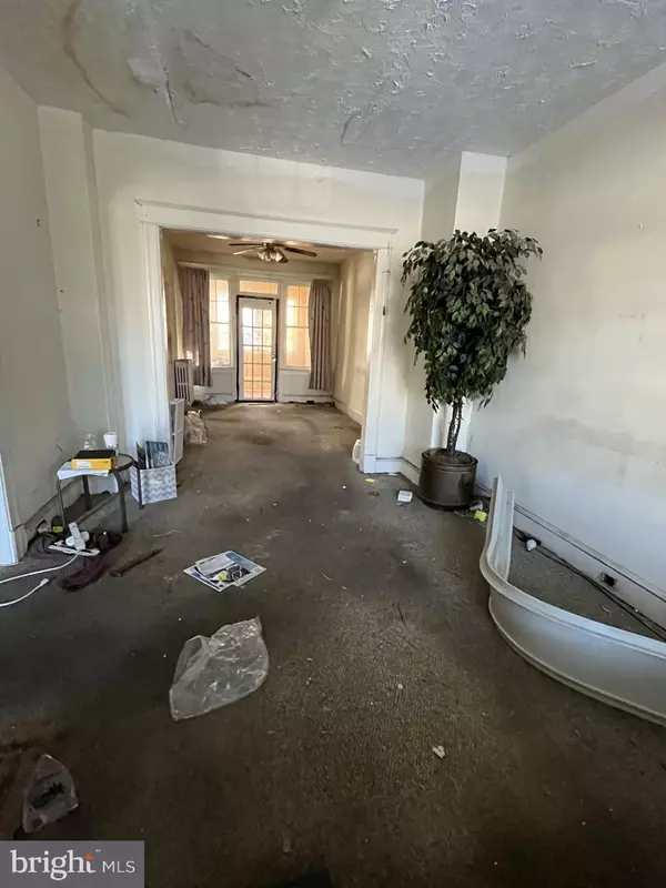 Washington, DC 20002,1813 M ST NE