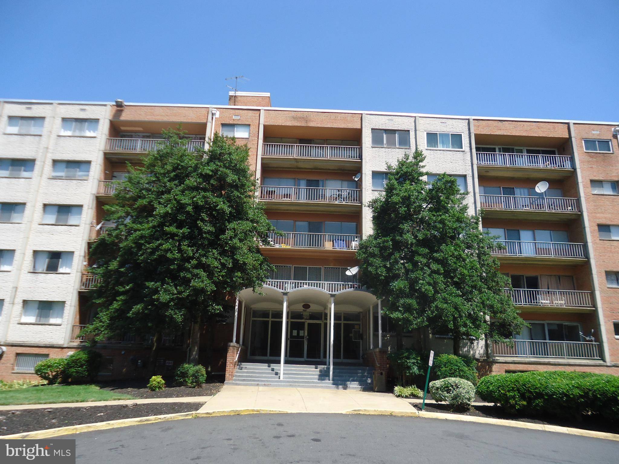 5851 QUANTRELL AVE #101, Alexandria, VA 22312