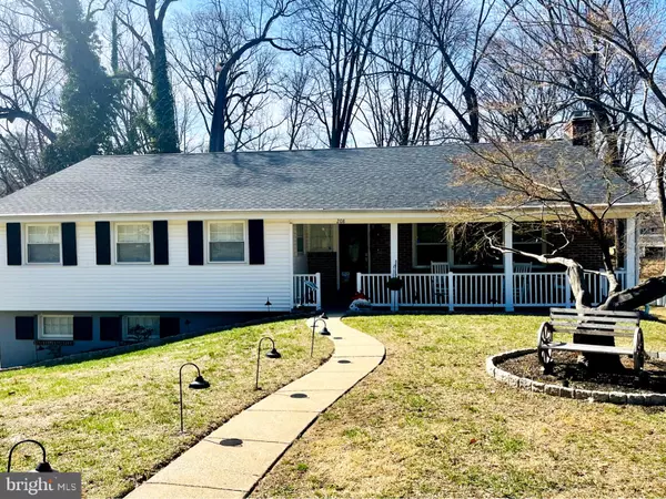 Broomall, PA 19008,208 FOXCROFT RD