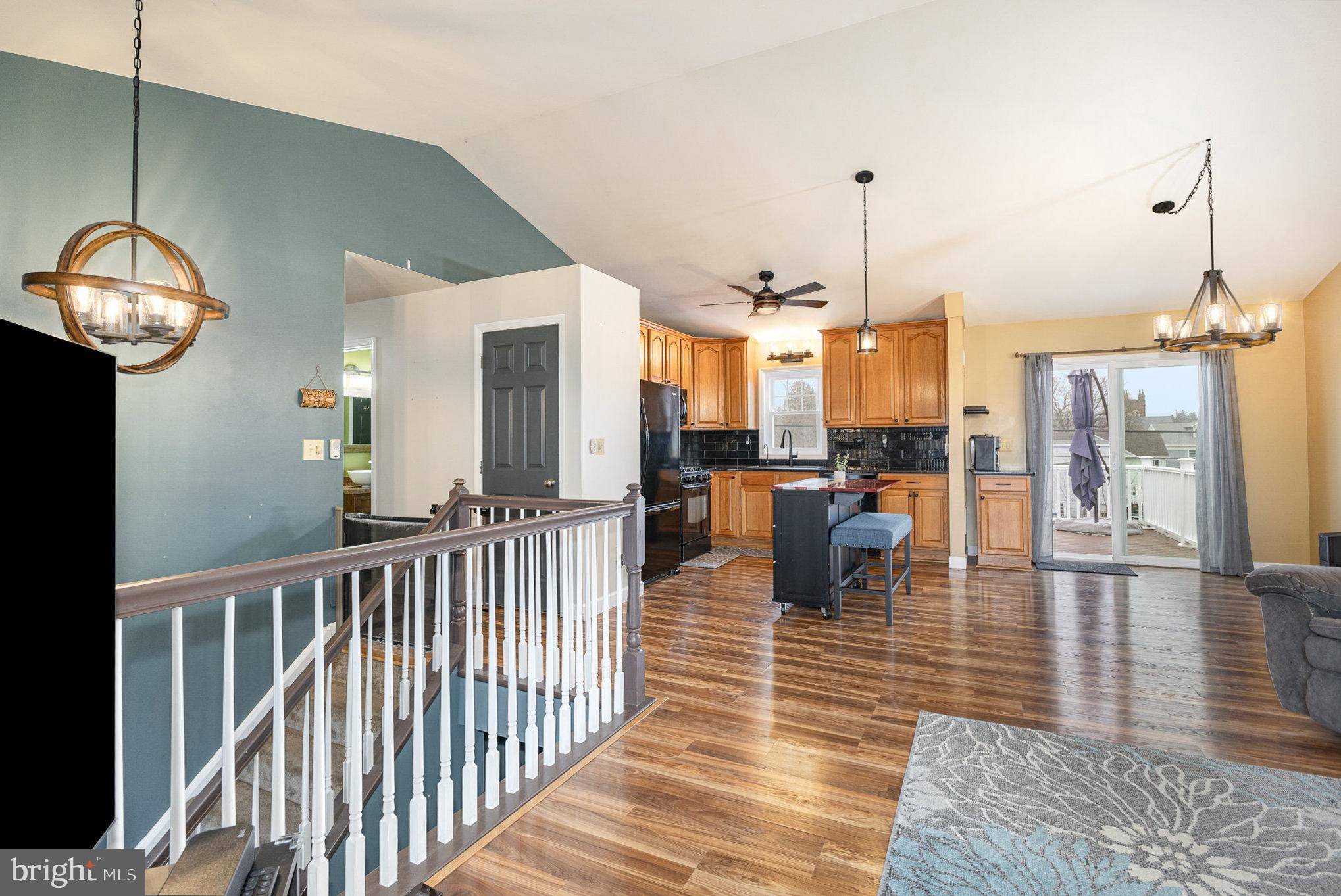 Hummelstown, PA 17036,211 N EAST ST