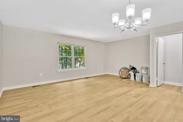 Springfield, VA 22152,6454 BLARNEY STONE CT